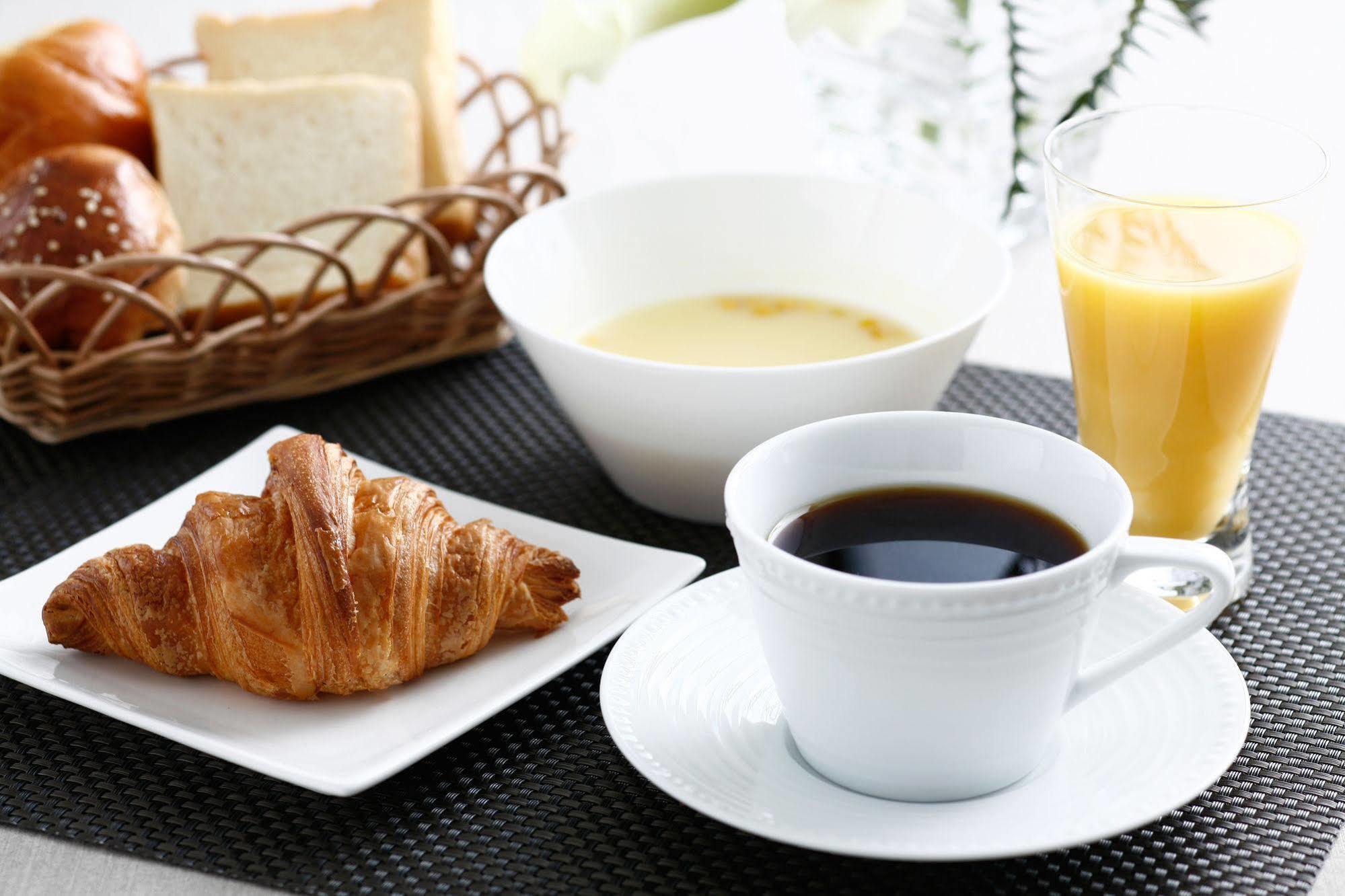 Hotel Etwas Tenjin Фукуока Екстериор снимка